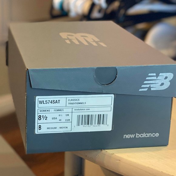 New Balance 574 Sneakers Women's Shoes WL574SAT - Picture 14 of 16